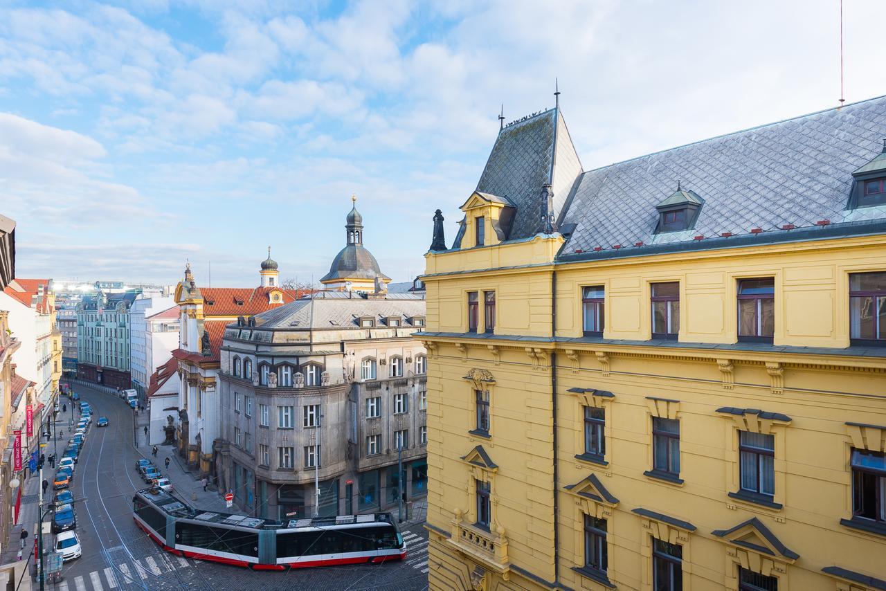 Spalena Apartment Praag Buitenkant foto